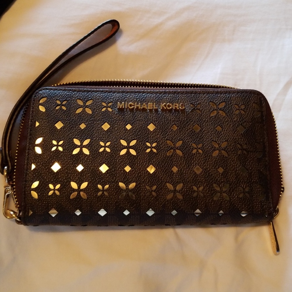 Michael Kors Wrist Wallet